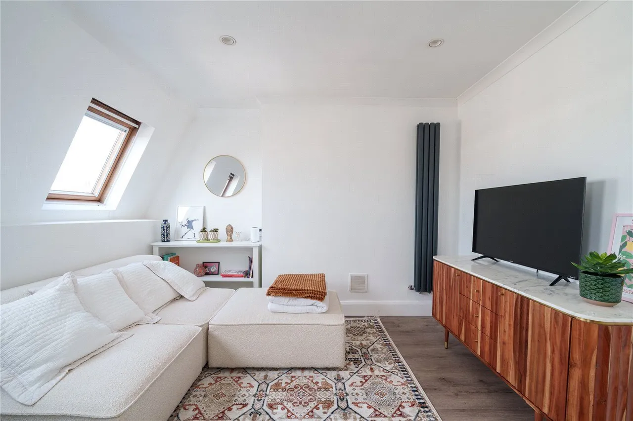 Lower Richmond Road, London, SW15, photo 8