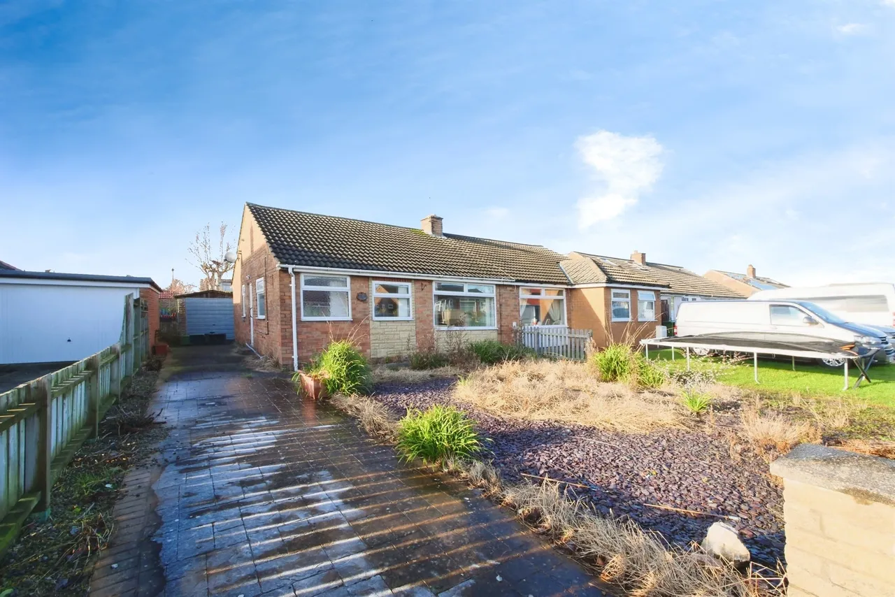 2 bed house for sale, Fern Close, Huntington, YO32