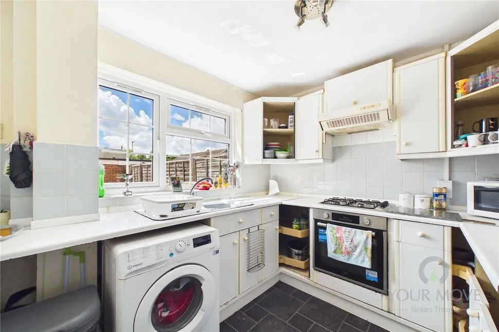 Gervase Square, Great Billing, Northampton, NN3, photo 4