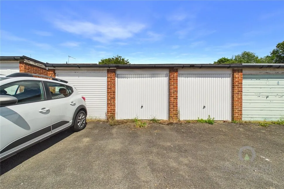 Gervase Square, Great Billing, Northampton, NN3, photo 3