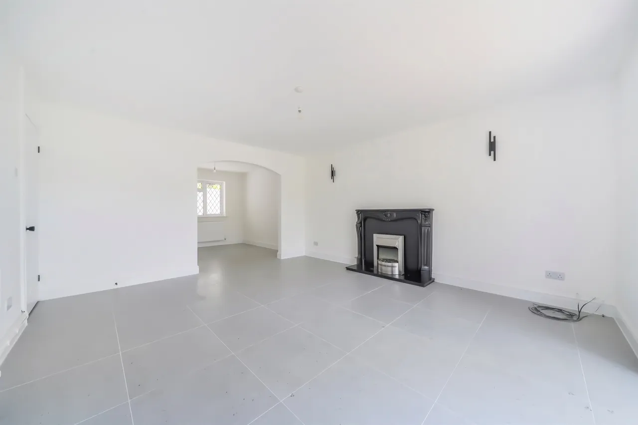 Taff Vale Estate, Edwardsville, Treharris, photo 4