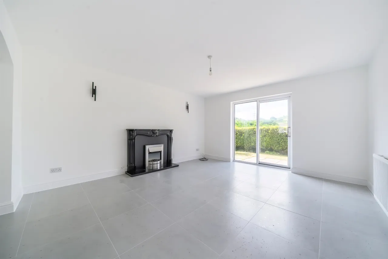 Taff Vale Estate, Edwardsville, Treharris, photo 6