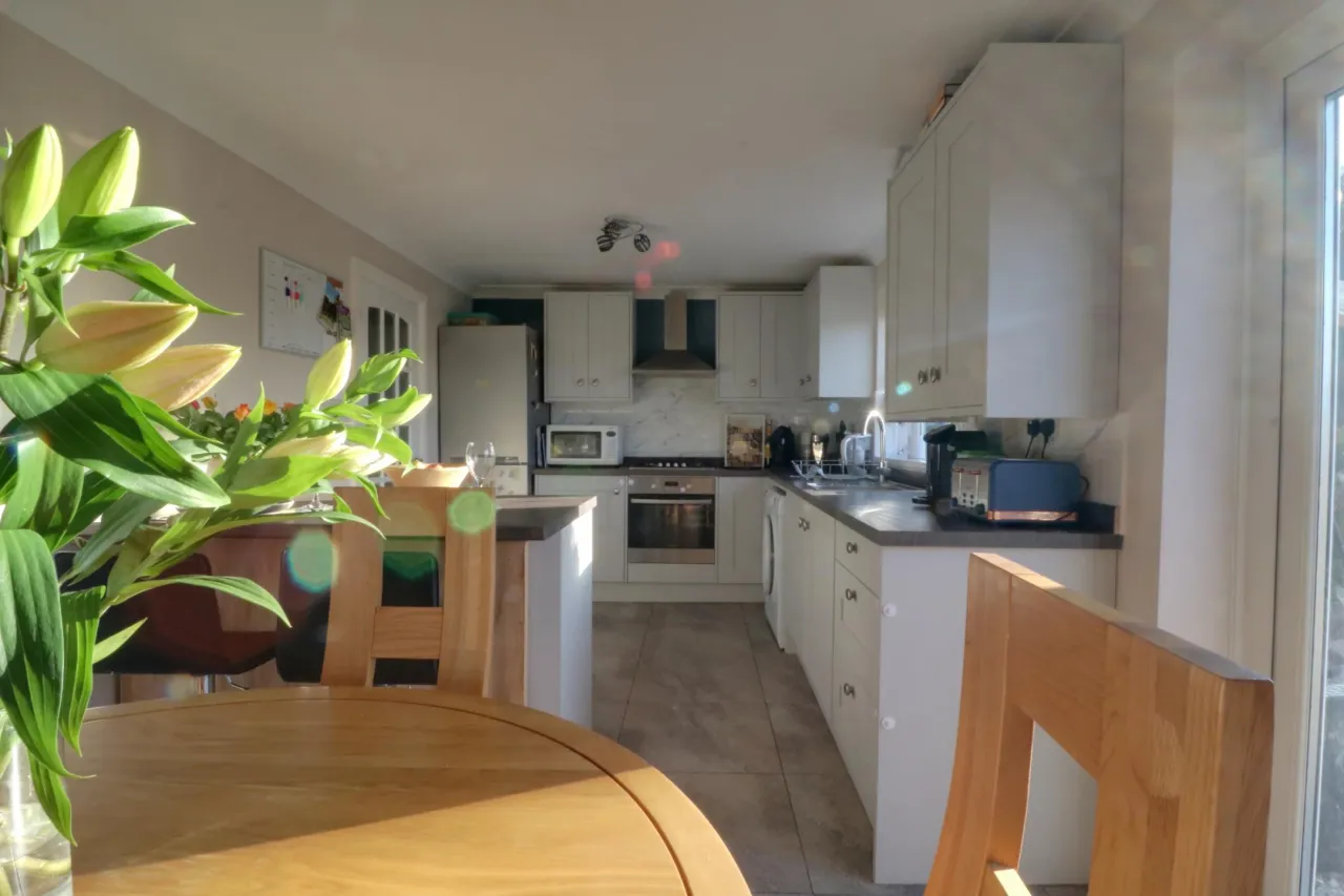 Sixth Avenue, Telford, photo 10