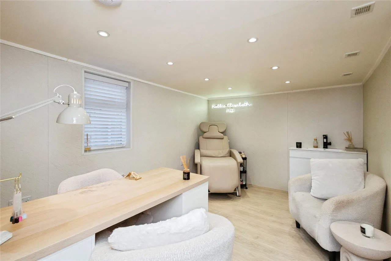 Alderley Drive, Bredbury, Stockport, Greater Manchester, SK6, photo 23