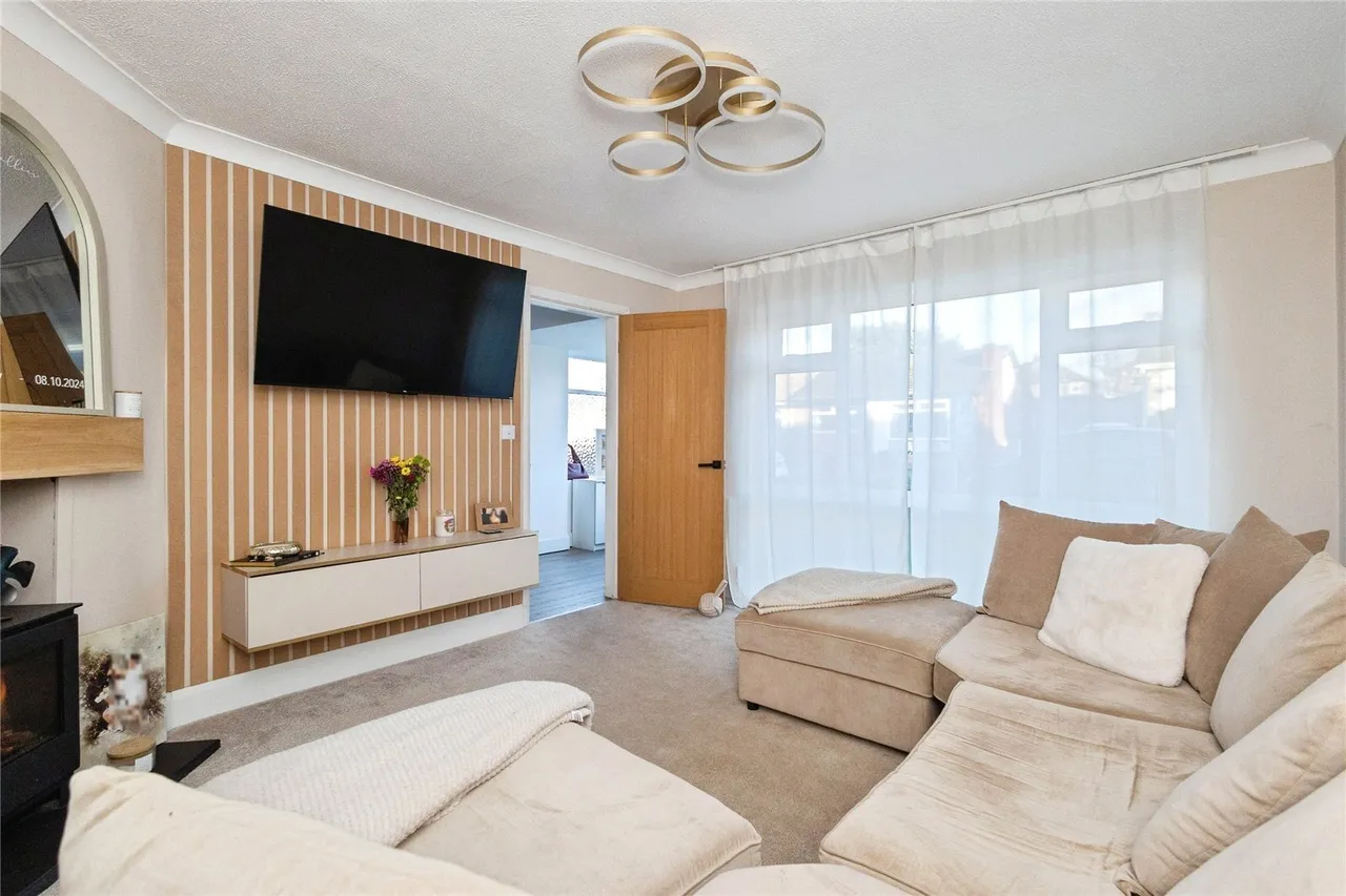 Alderley Drive, Bredbury, Stockport, Greater Manchester, SK6, photo 3