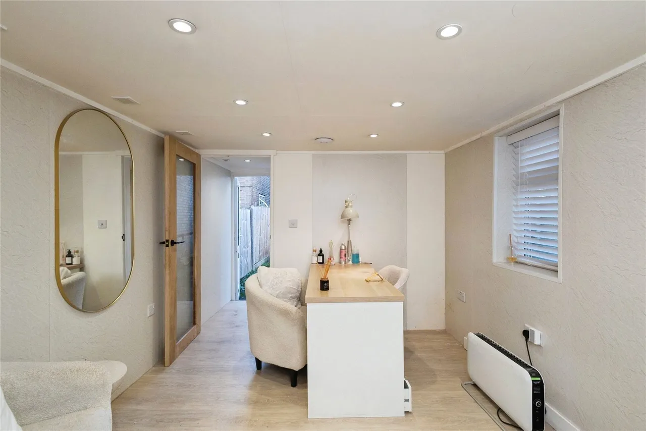 Alderley Drive, Bredbury, Stockport, Greater Manchester, SK6, photo 24