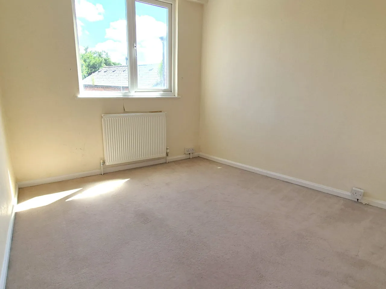 High Street, Henlow, Bedfordshire., photo 6