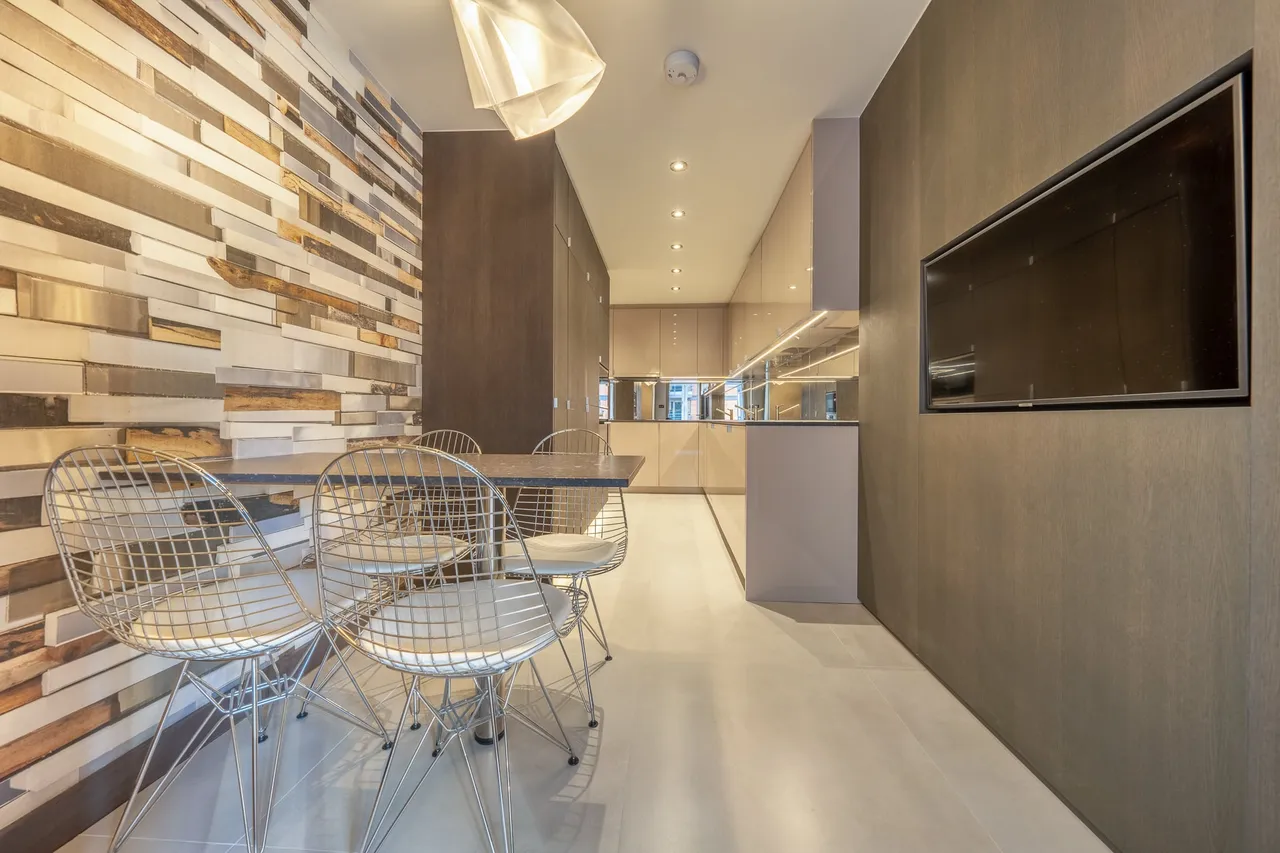 Beverly House, 133 Park Road, St John's Wood, London, NW8, photo 12