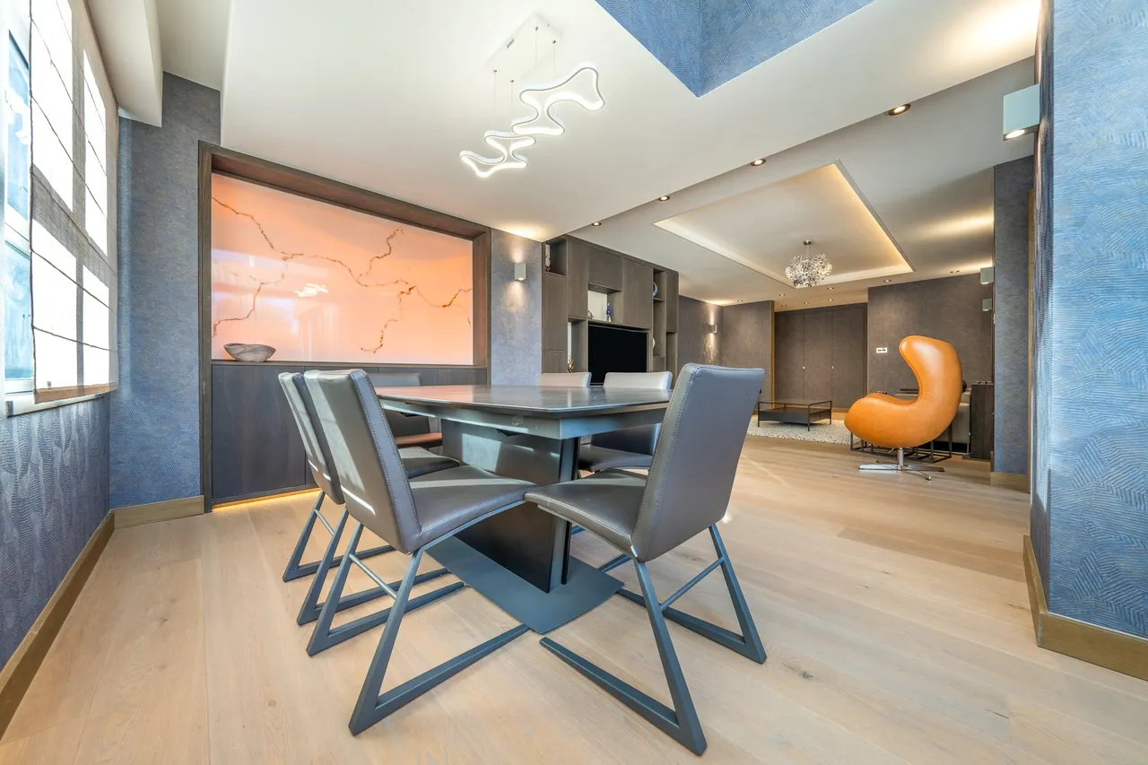 Beverly House, 133 Park Road, St John's Wood, London, NW8, photo 4