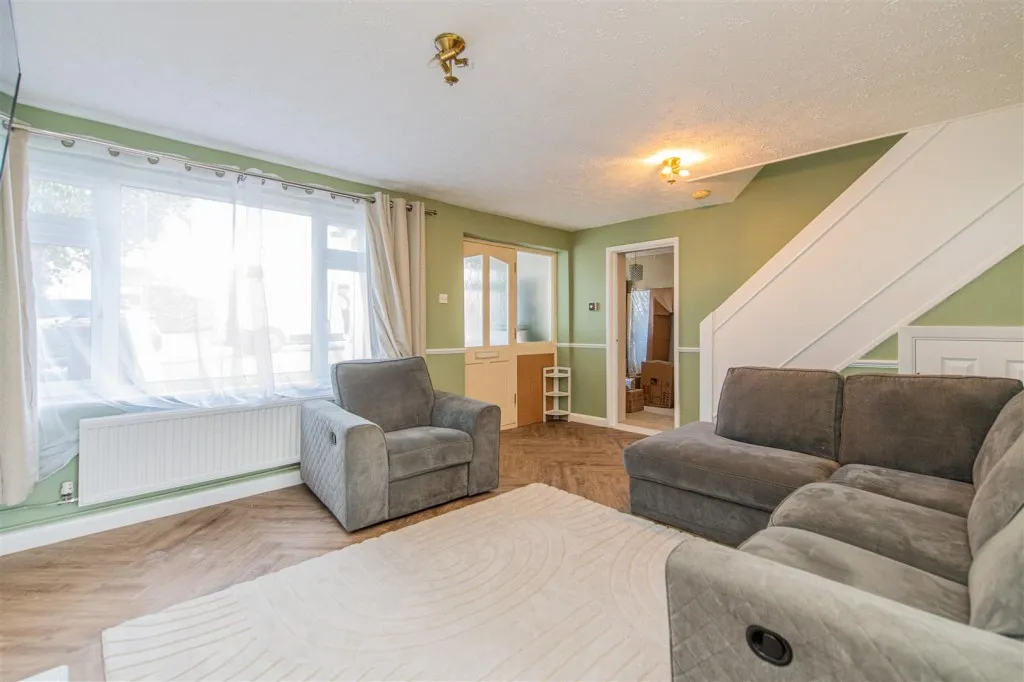 Lomond Drive, Kettering, photo 9