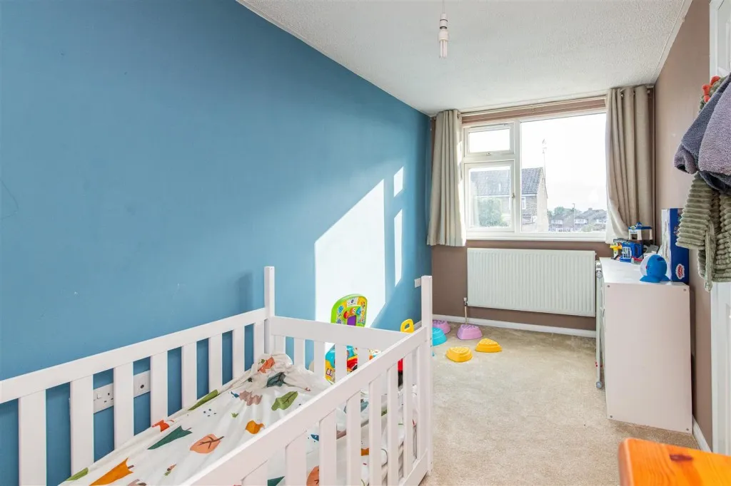Lomond Drive, Kettering, photo 13