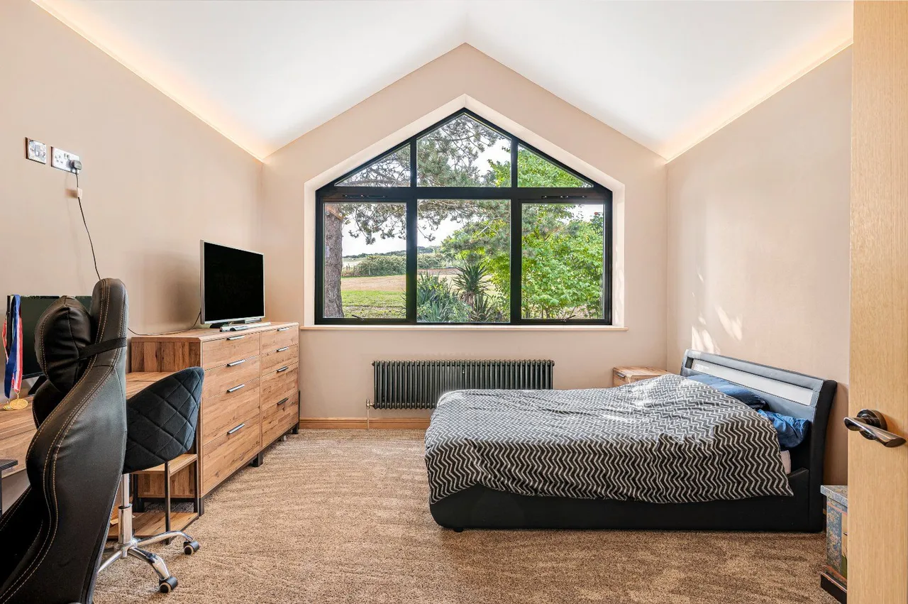 South Way, Seaford, East Sussex, BN25 4JG, photo 9