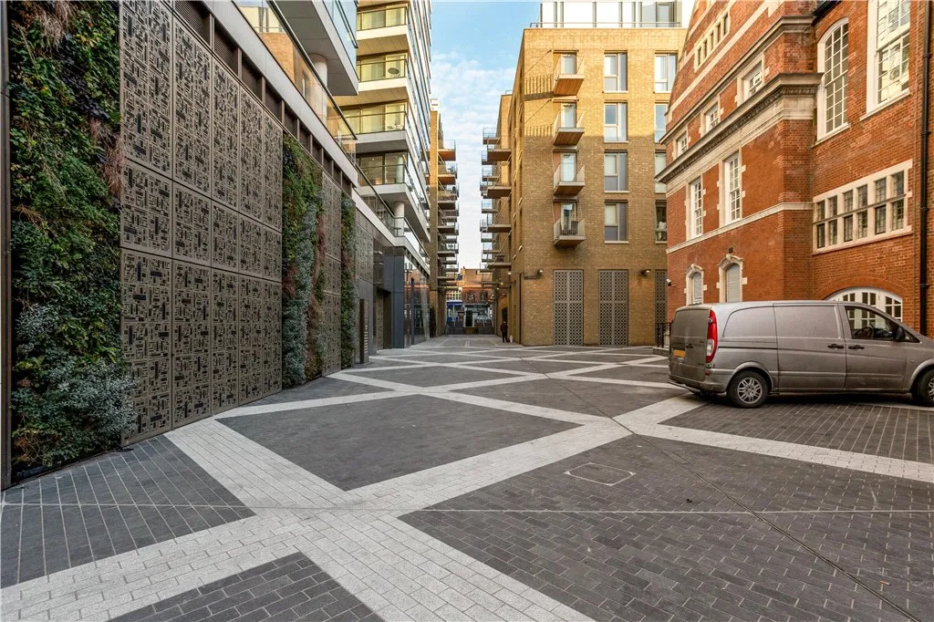 Still Walk, London, SE1, photo 23