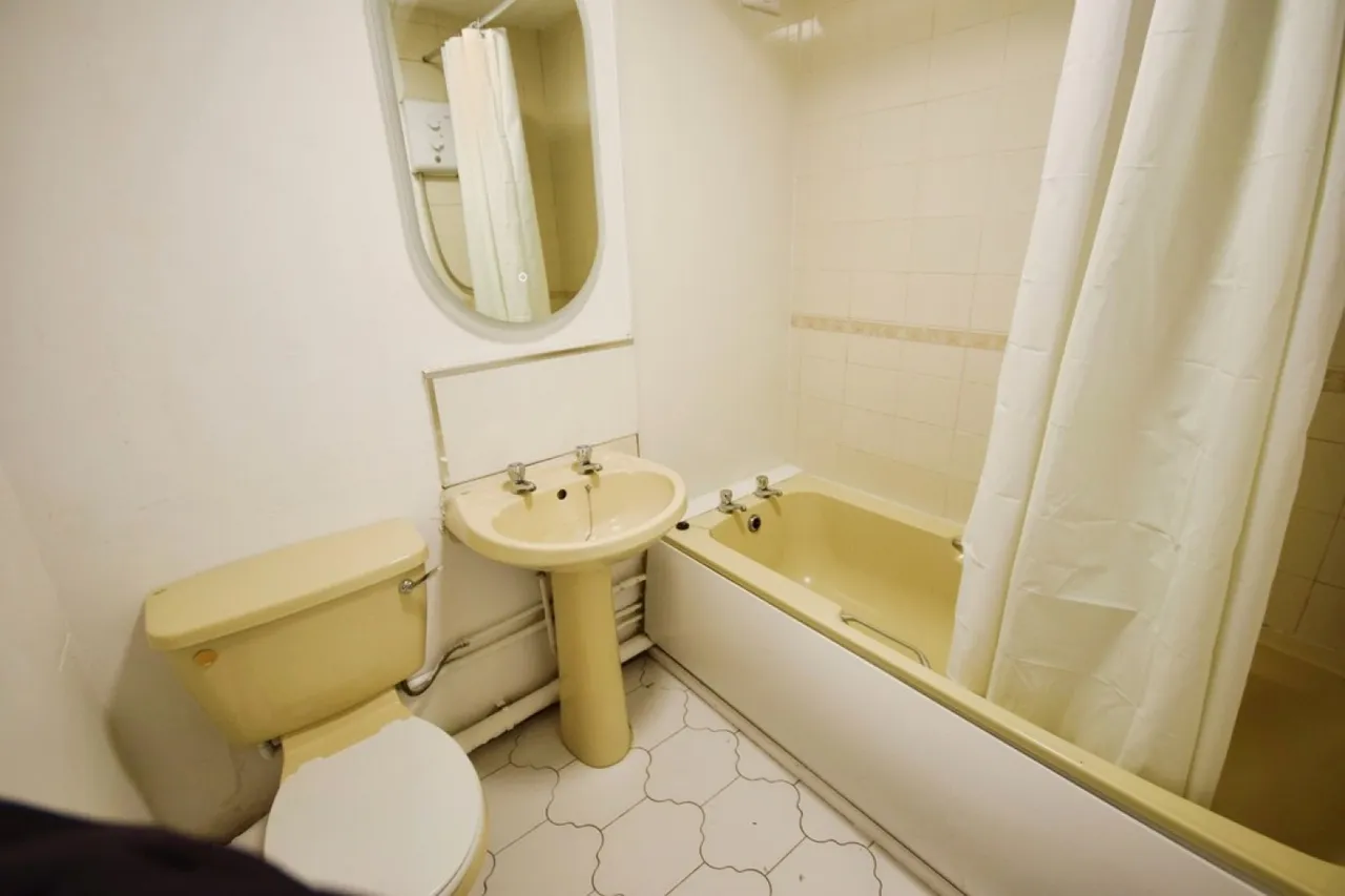 Northcote Court, Newcastle, ST5, photo 7