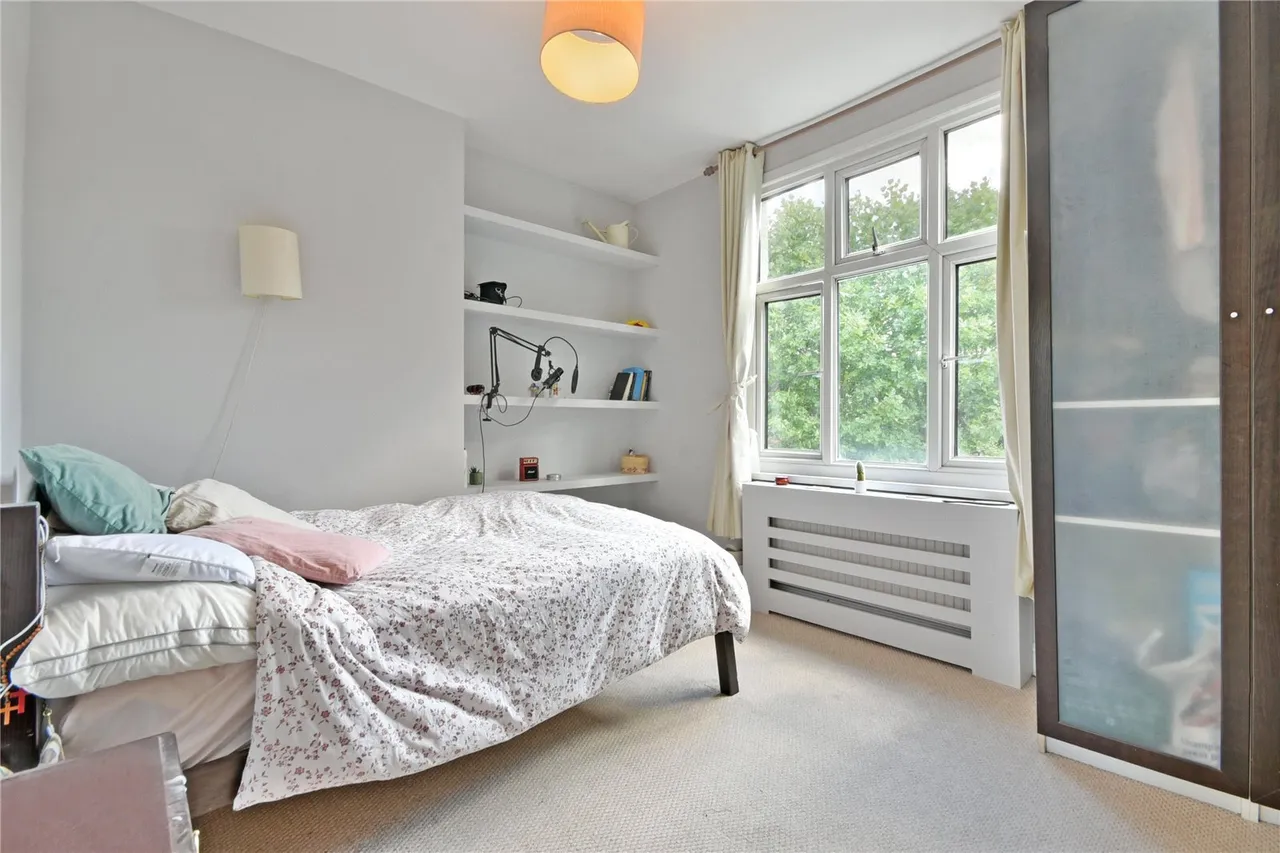 Chatsworth Road, Mapesbury, NW2, photo 4