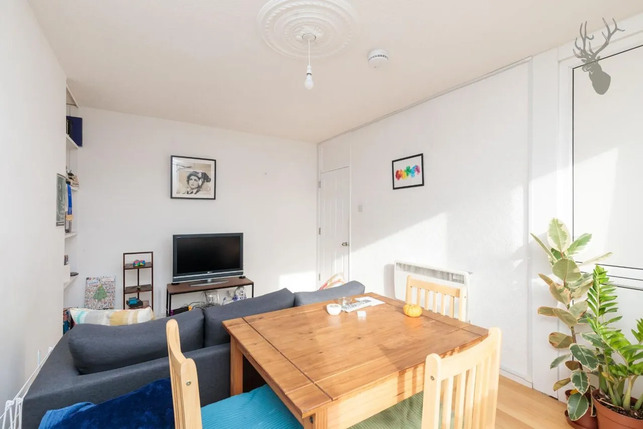 Longnor Road, London, E1, photo 5