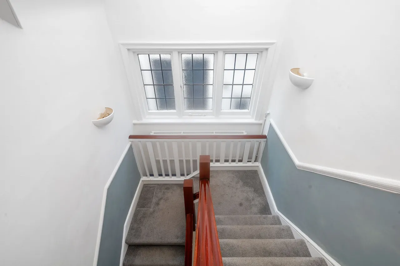 St. Gabriels Road, London, NW2, photo 12