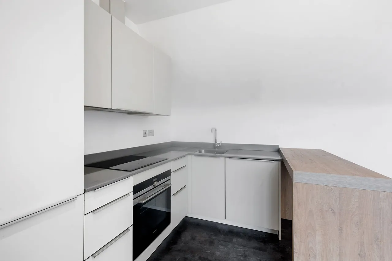 St. Gabriels Road, London, NW2, photo 7