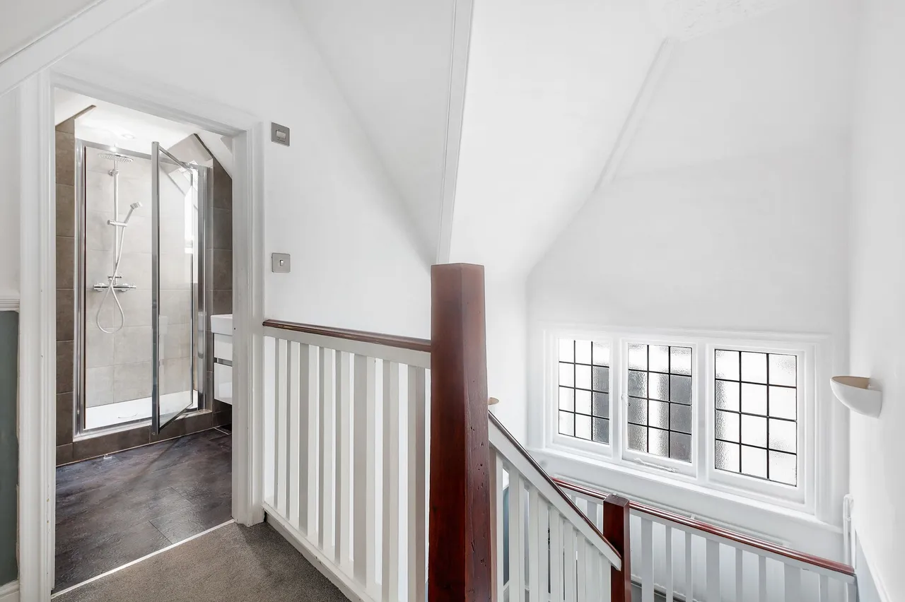 St. Gabriels Road, London, NW2, photo 11