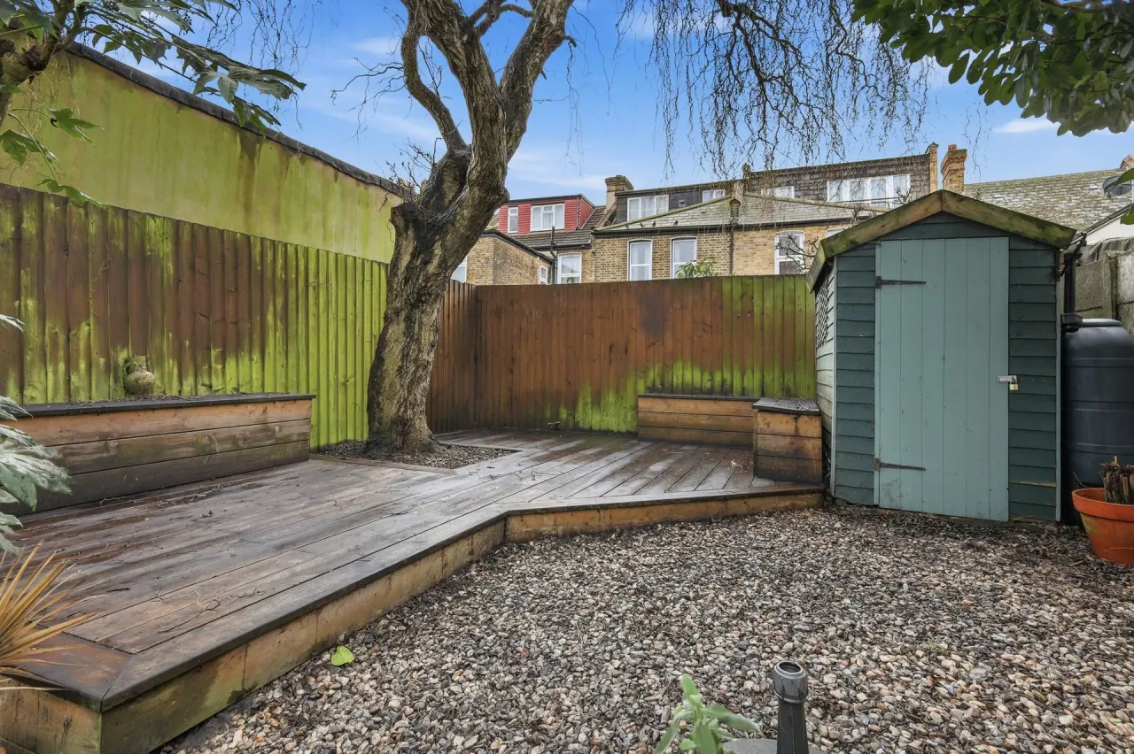 Colchester Road, Leyton, E10, photo 11
