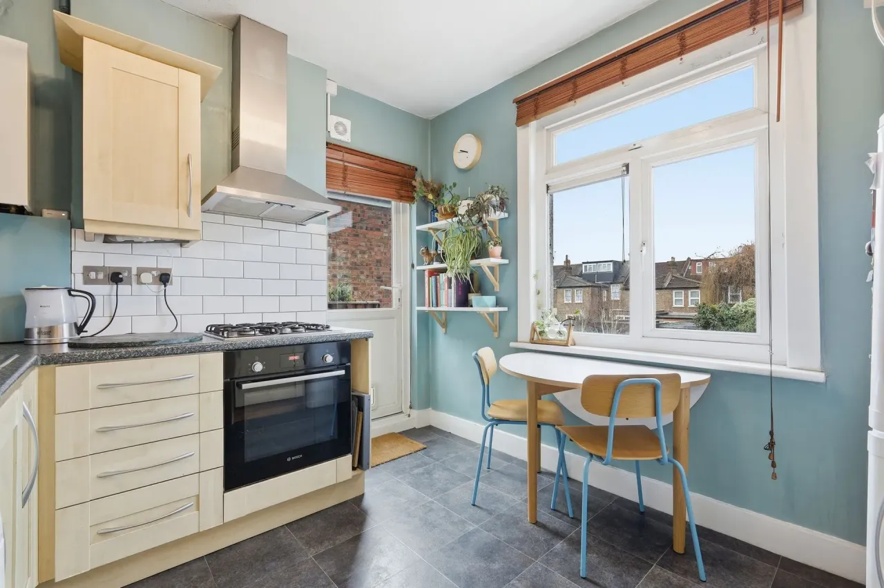 Colchester Road, Leyton, E10, photo 9