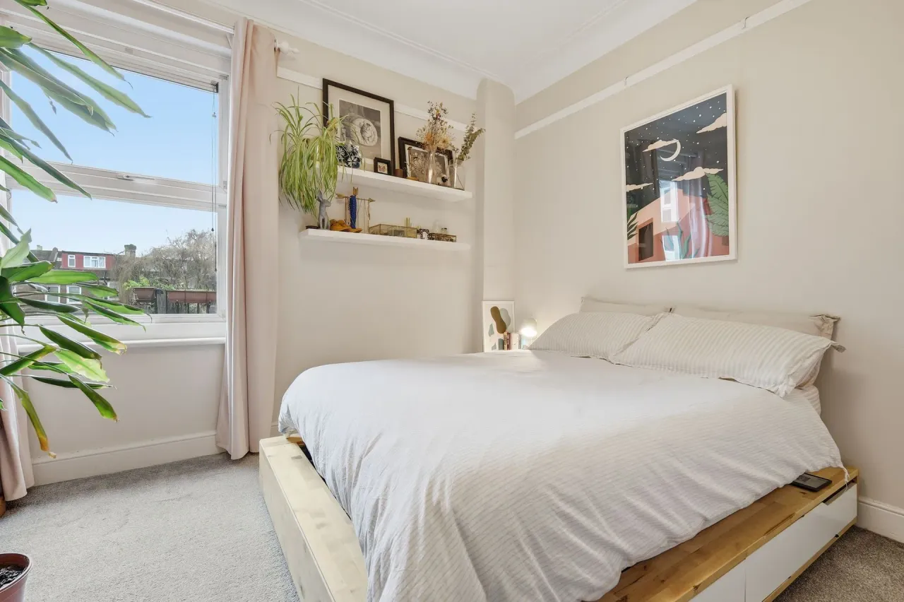 Colchester Road, Leyton, E10, photo 6