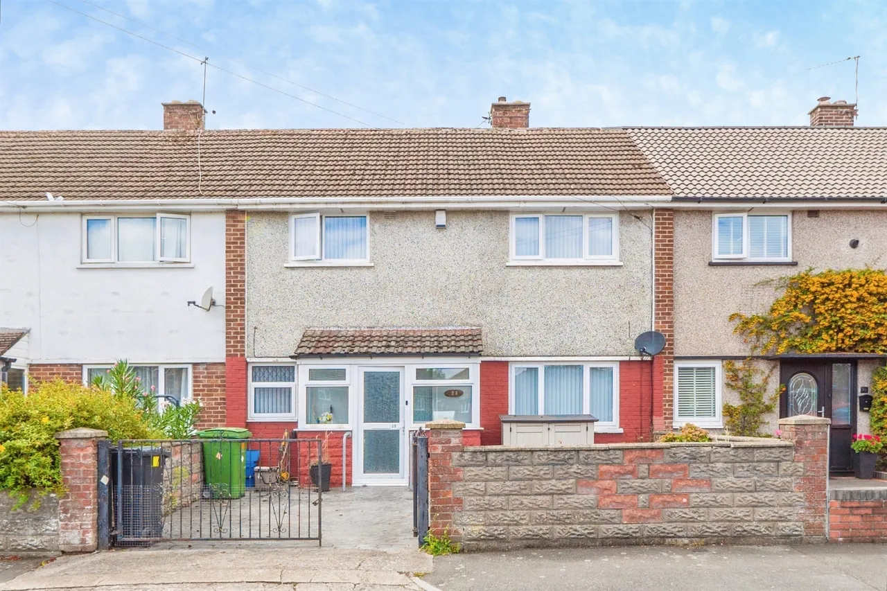 3 bed house for sale — Weston Road, Llanrumney, Cardiff
