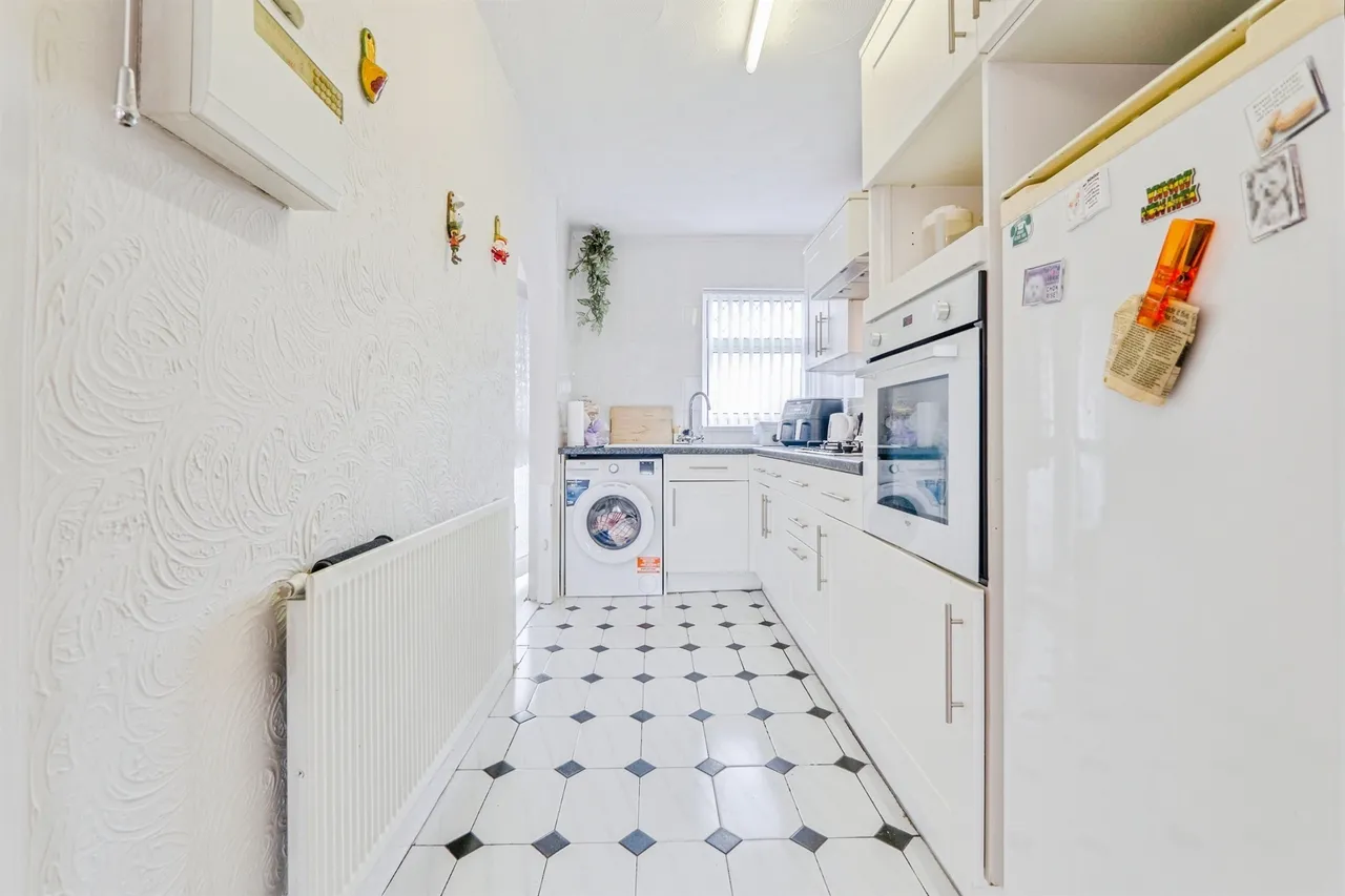 Weston Road, Llanrumney, Cardiff, photo 5