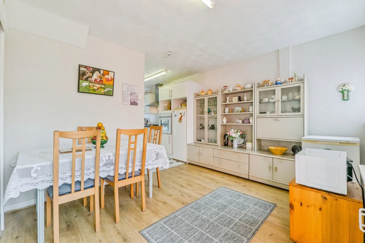 Weston Road, Llanrumney, Cardiff, photo 7
