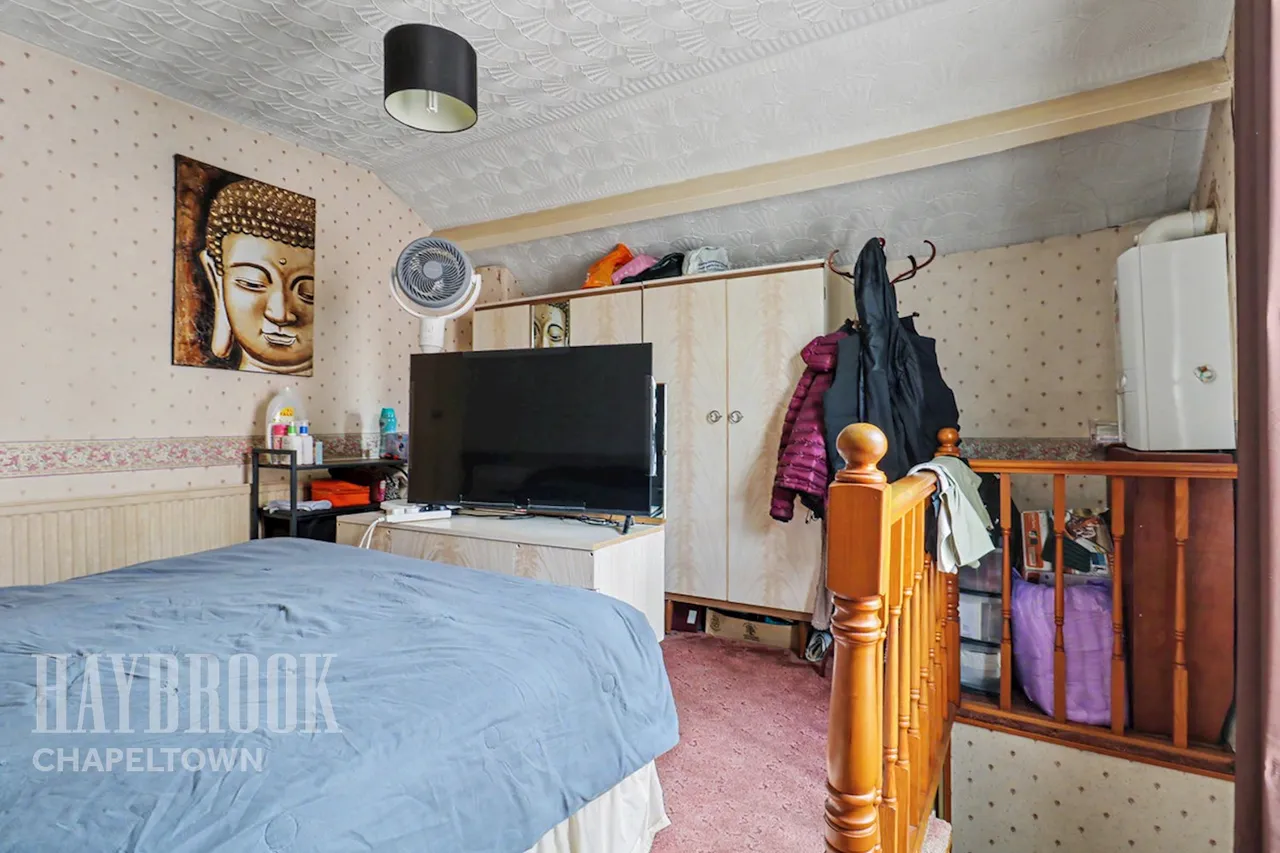 Bellhouse Road, Firth Park, photo 14