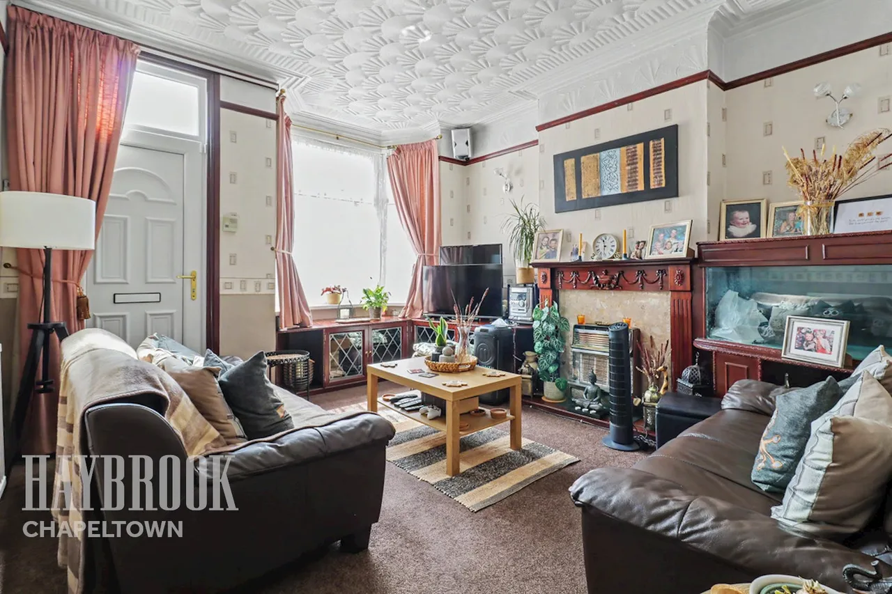 Bellhouse Road, Firth Park, photo 8
