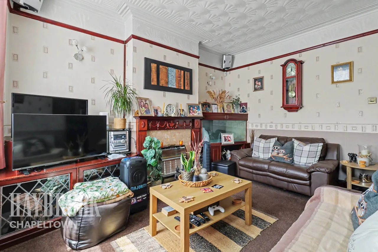 Bellhouse Road, Firth Park, photo 9