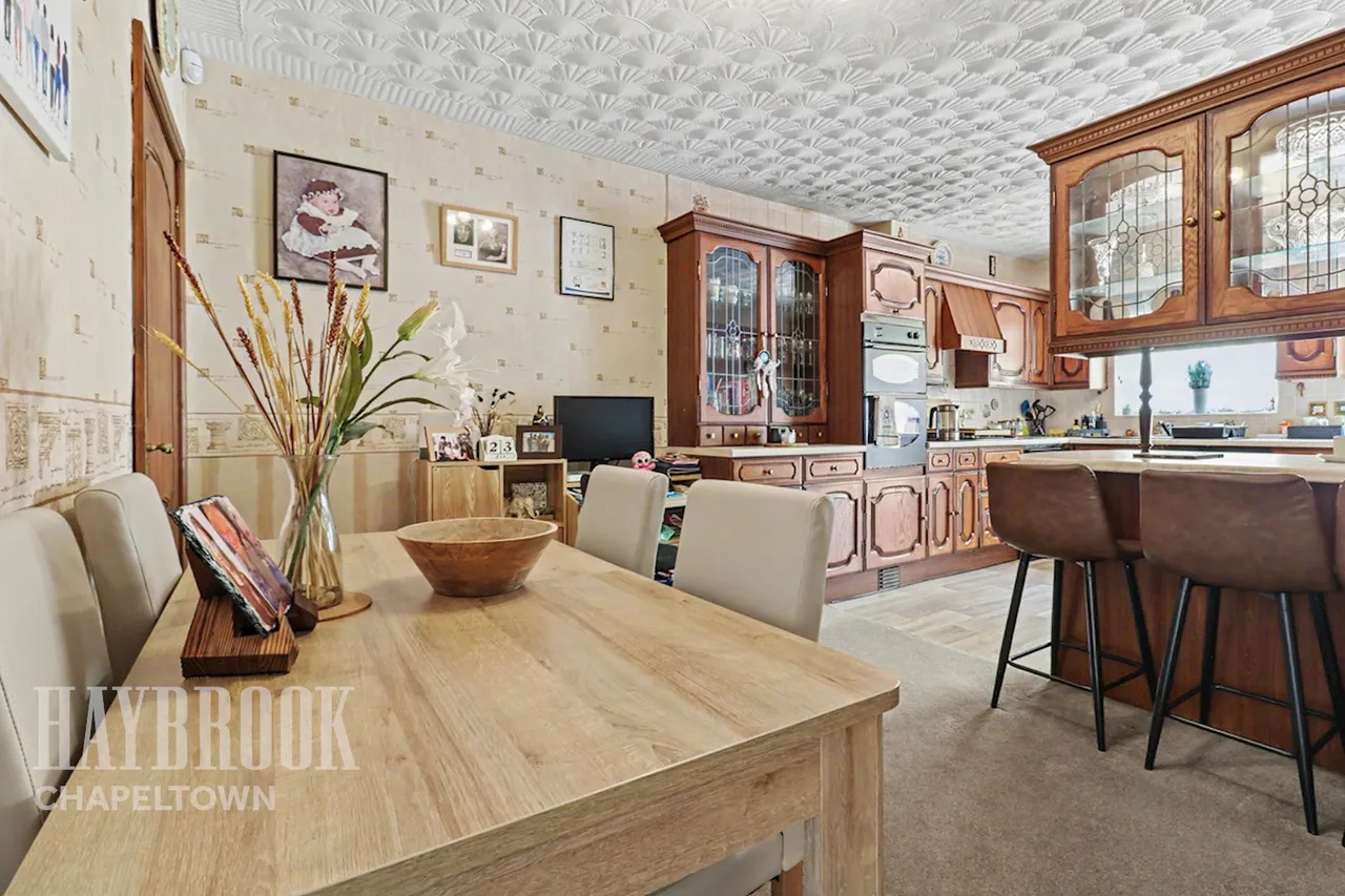 Bellhouse Road, Firth Park, photo 5