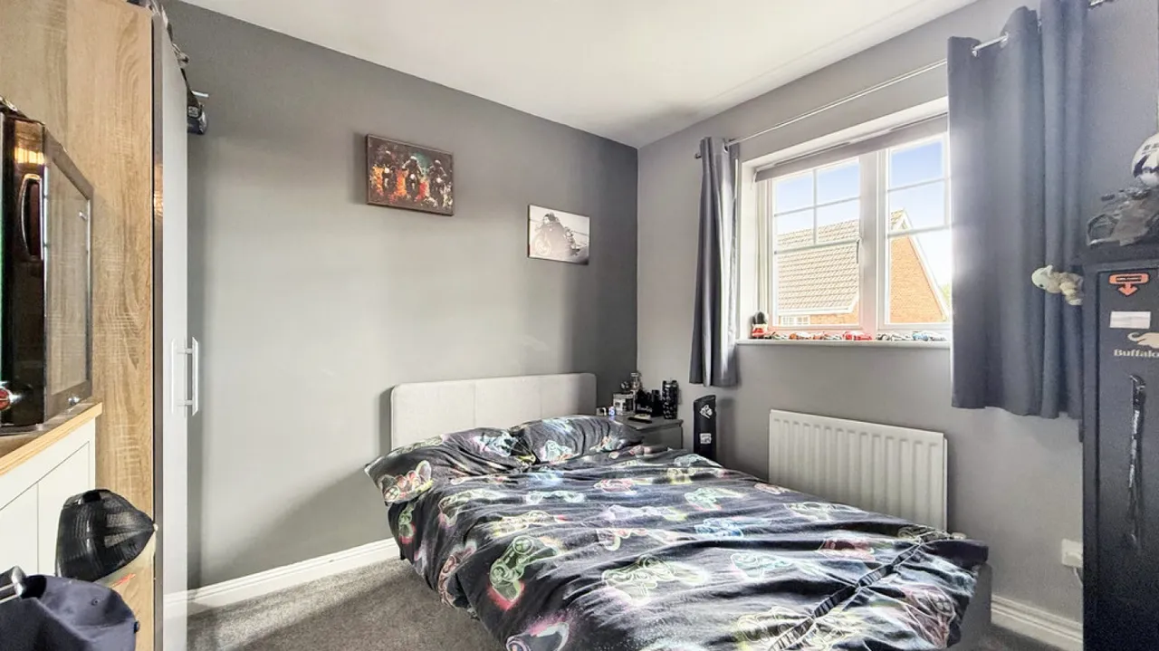 Willoughby Close, Westbury, photo 10