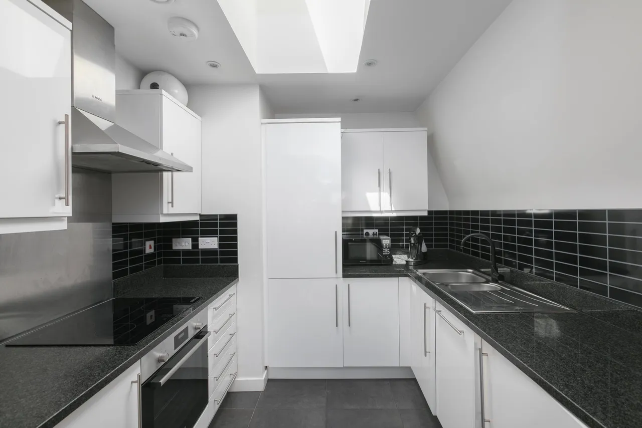 Averil Court, 3, East End Road, London, N3 3QE, photo 8