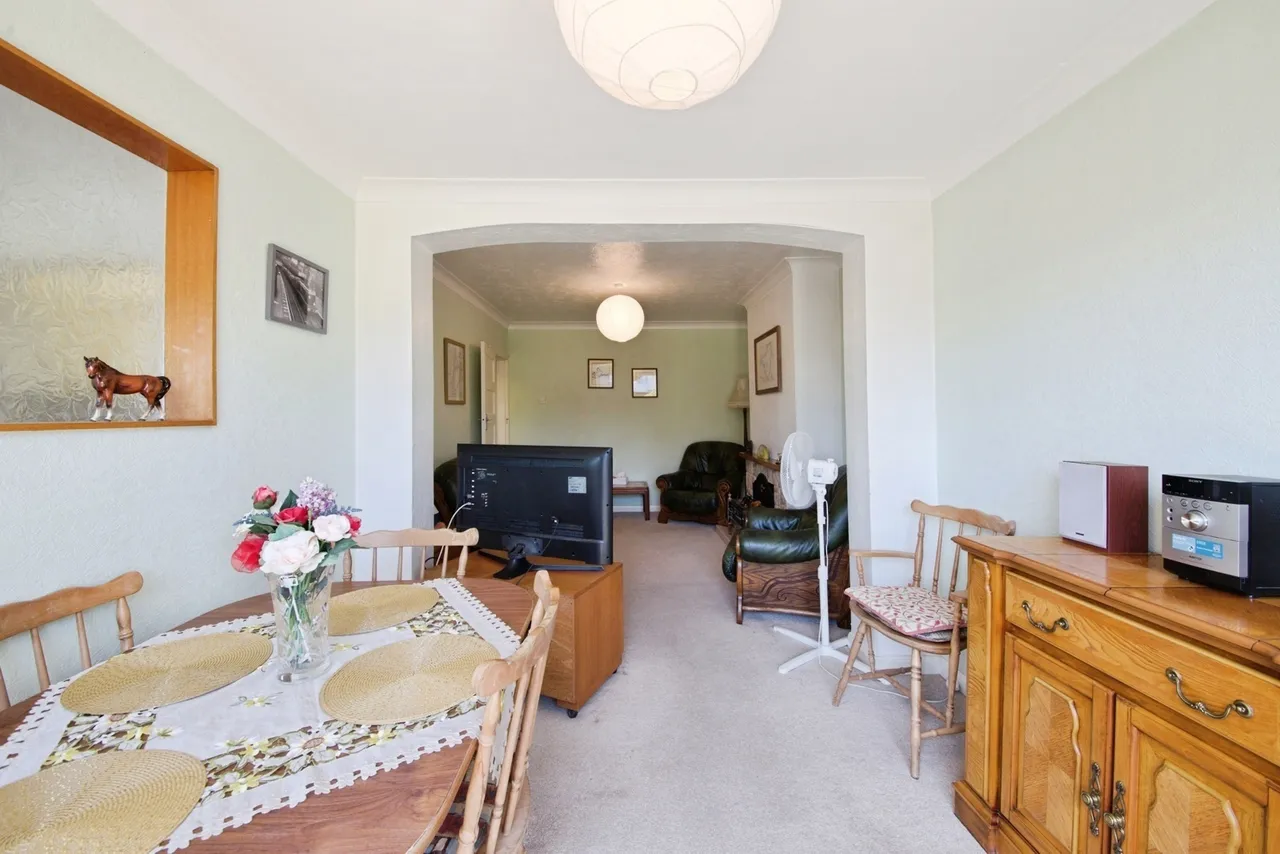 Benhurst Avenue, Hornchurch, RM12, photo 12