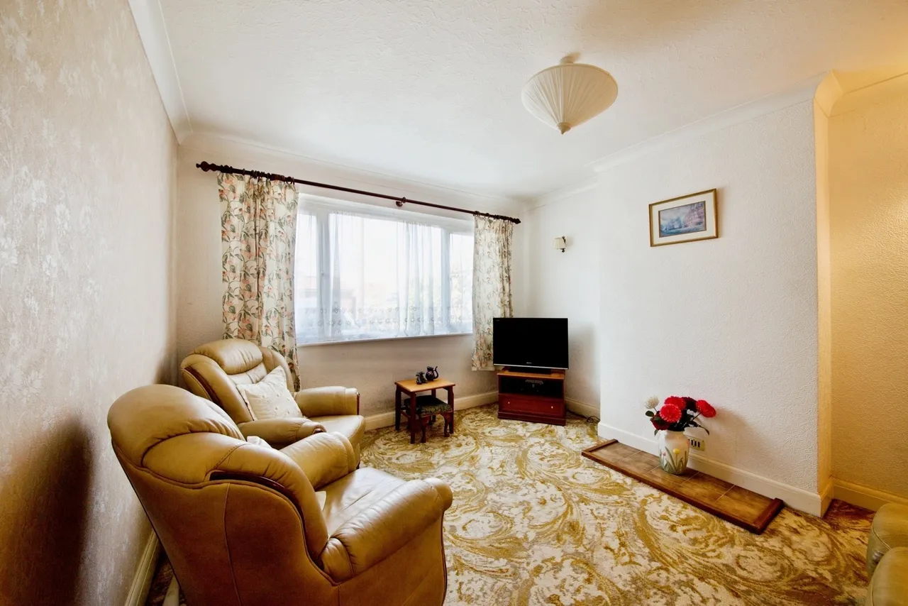 Benhurst Avenue, Hornchurch, RM12, photo 7