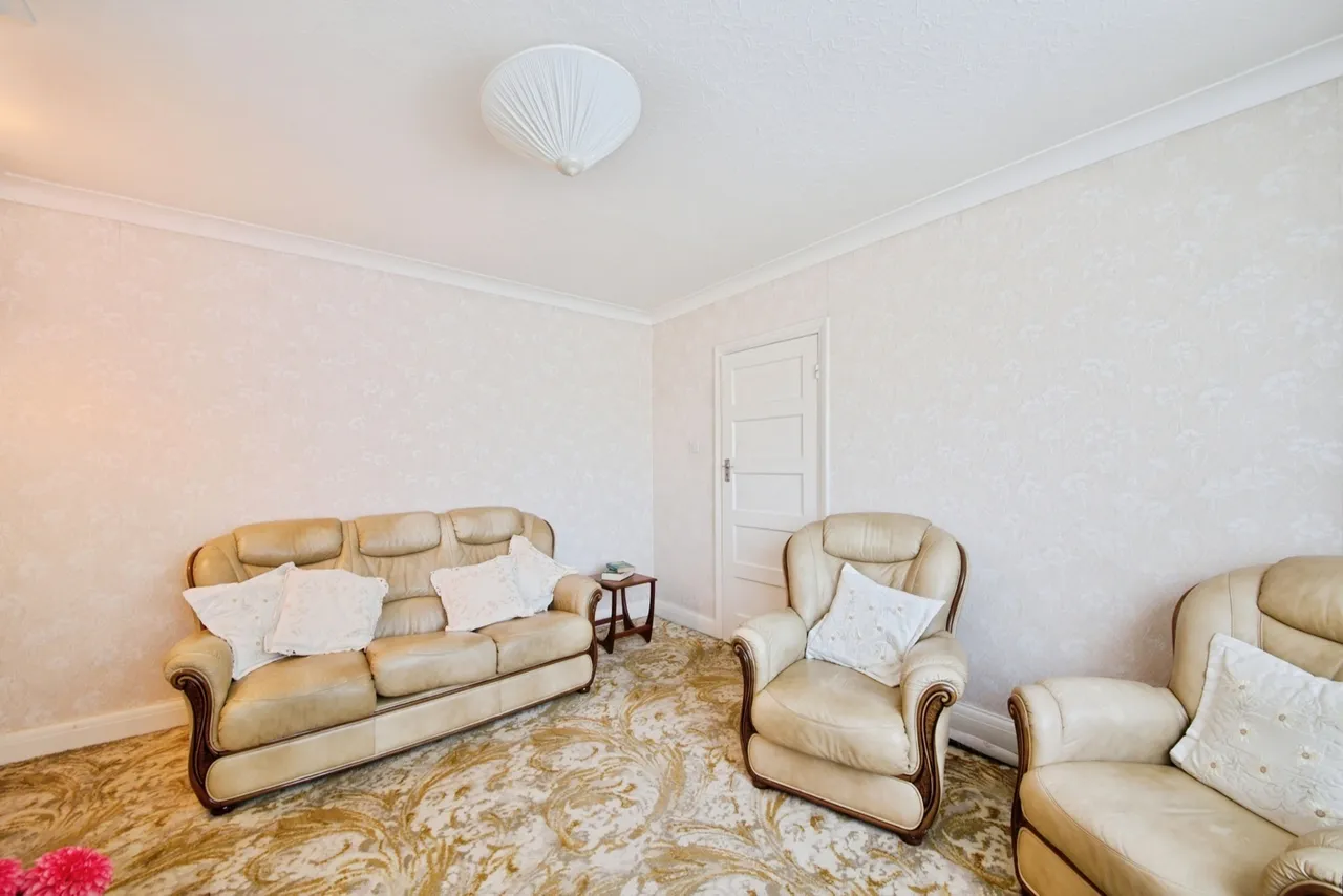 Benhurst Avenue, Hornchurch, RM12, photo 6