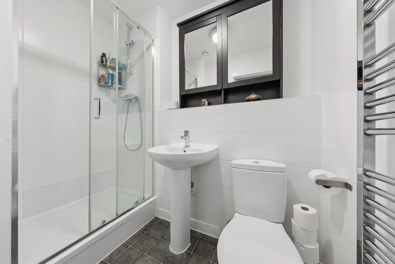 Squirrels Close, Swanley, BR8 7FJ, photo 7