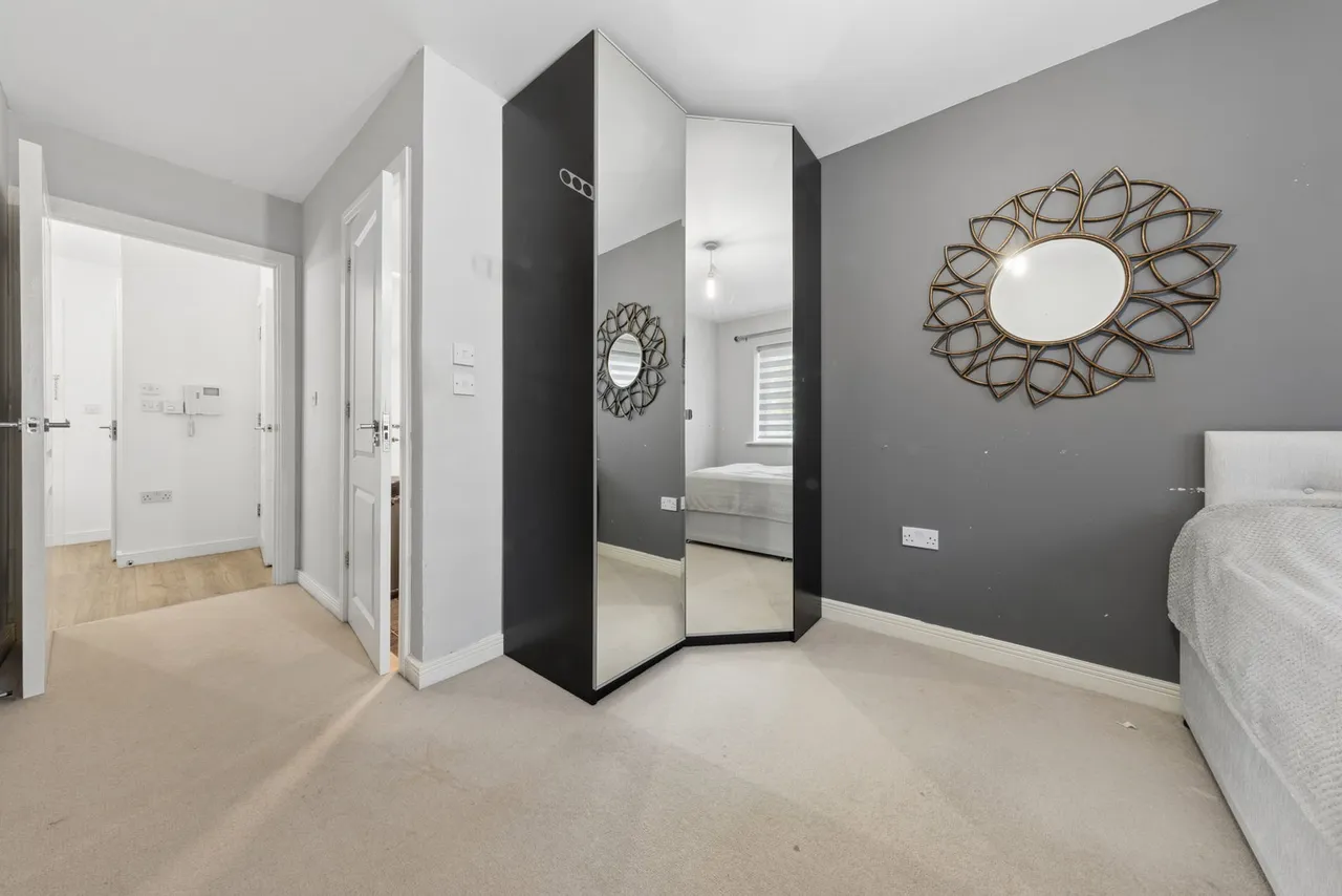 Squirrels Close, Swanley, BR8 7FJ, photo 6