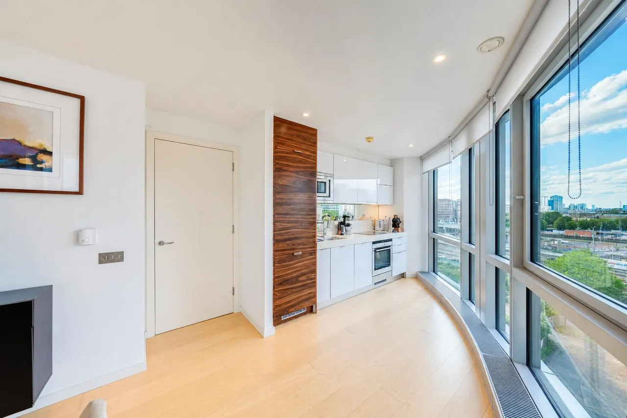Fairmont Avenue, London, E14, photo 4