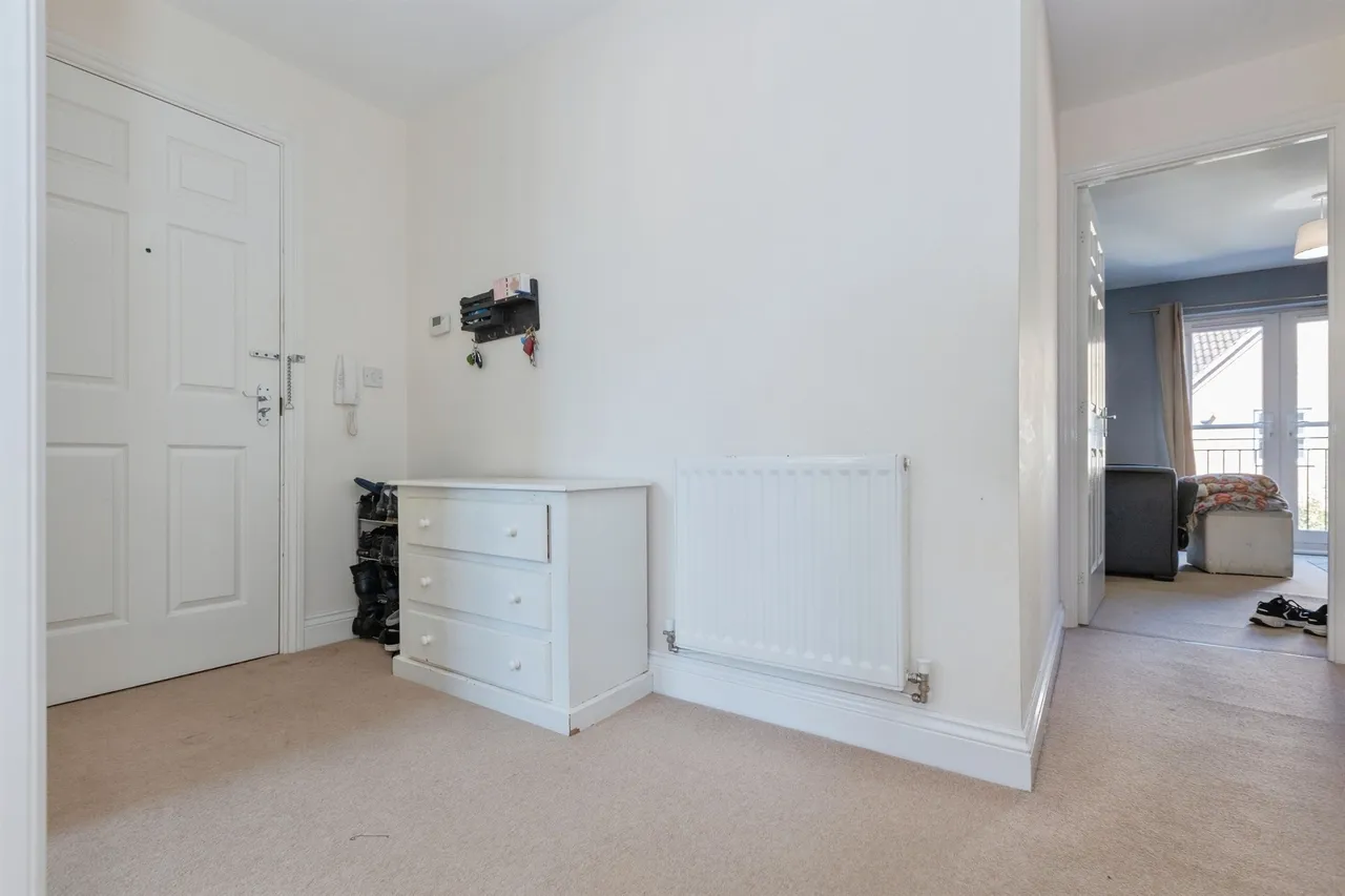 Stillington Crescent, Hamilton, Leicester, photo 11