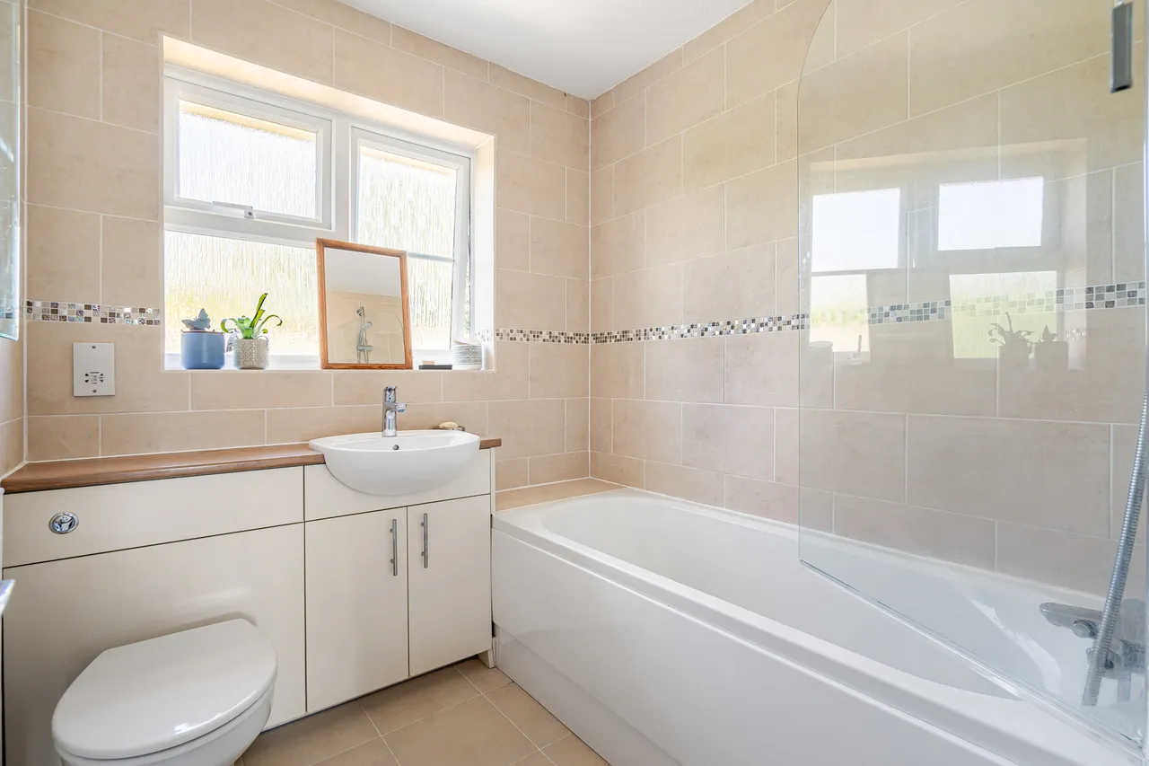 High Ridge, Godalming, GU7, photo 17