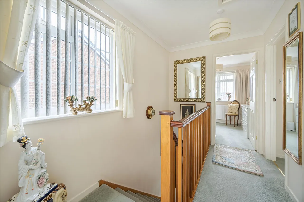 Katherine Way, Seaford, photo 6