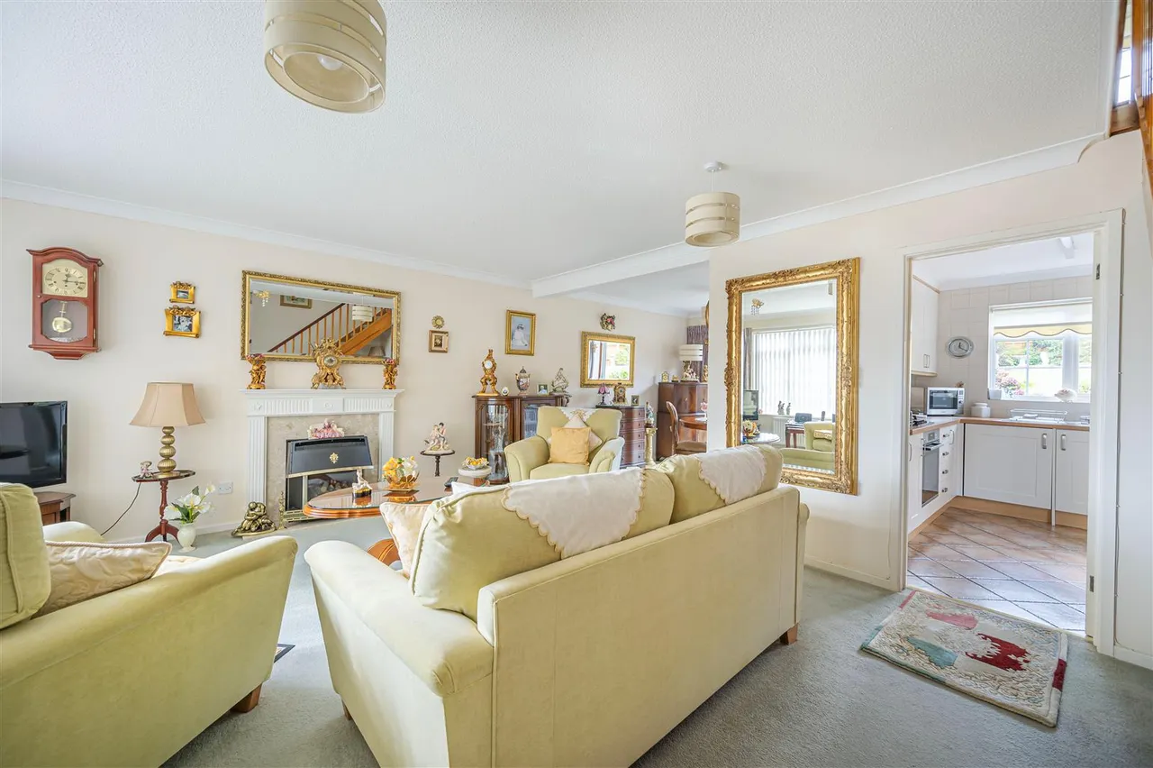 Katherine Way, Seaford, photo 14