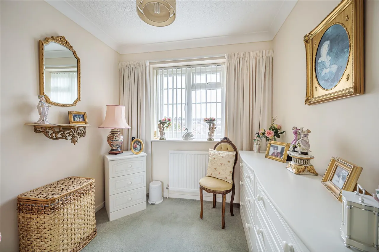 Katherine Way, Seaford, photo 10