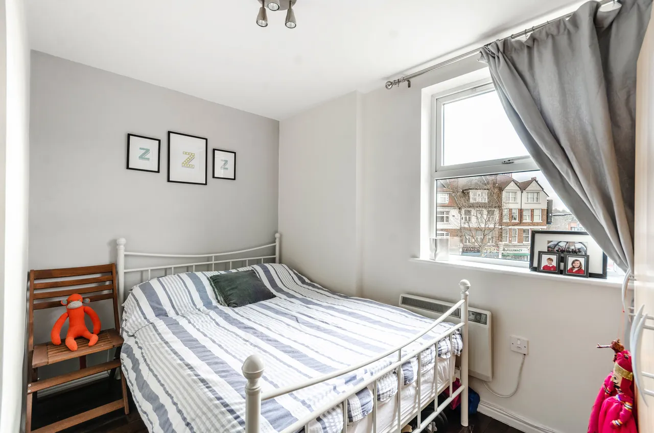 24 Churchill Lodge, 346 Streatham High Road, London, photo 4