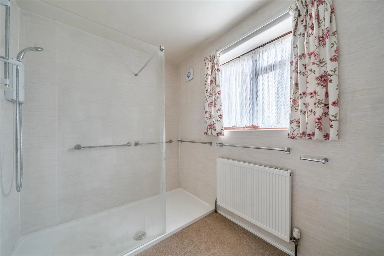 Schooner Way, Warsash, photo 13