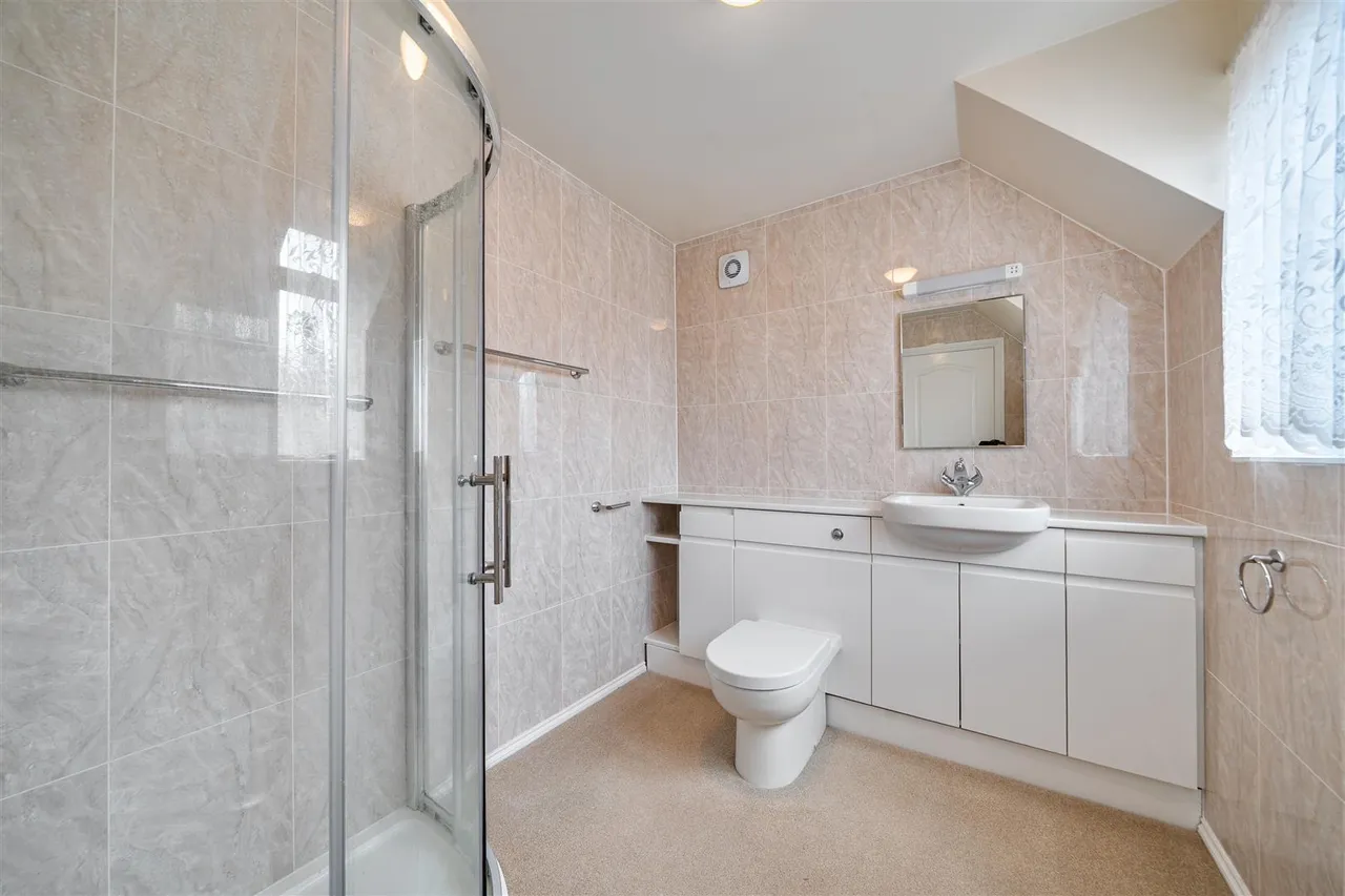 Schooner Way, Warsash, photo 11