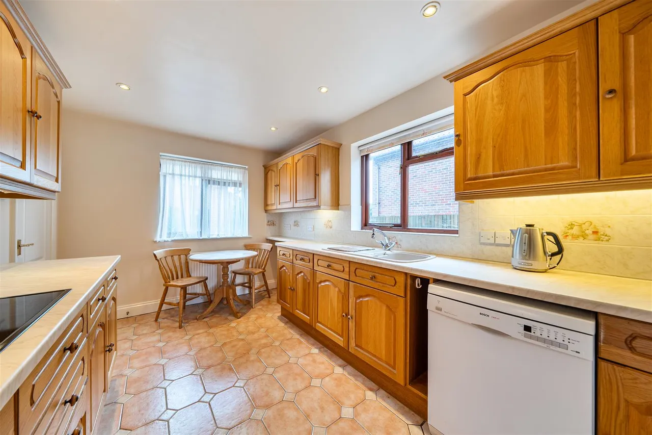 Schooner Way, Warsash, photo 8